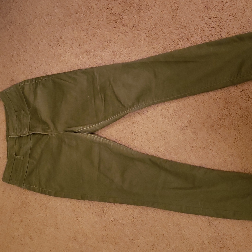 Green high waisted jeans